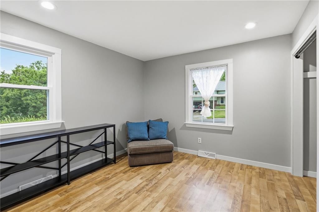 7209 W 54th Street — photo 22