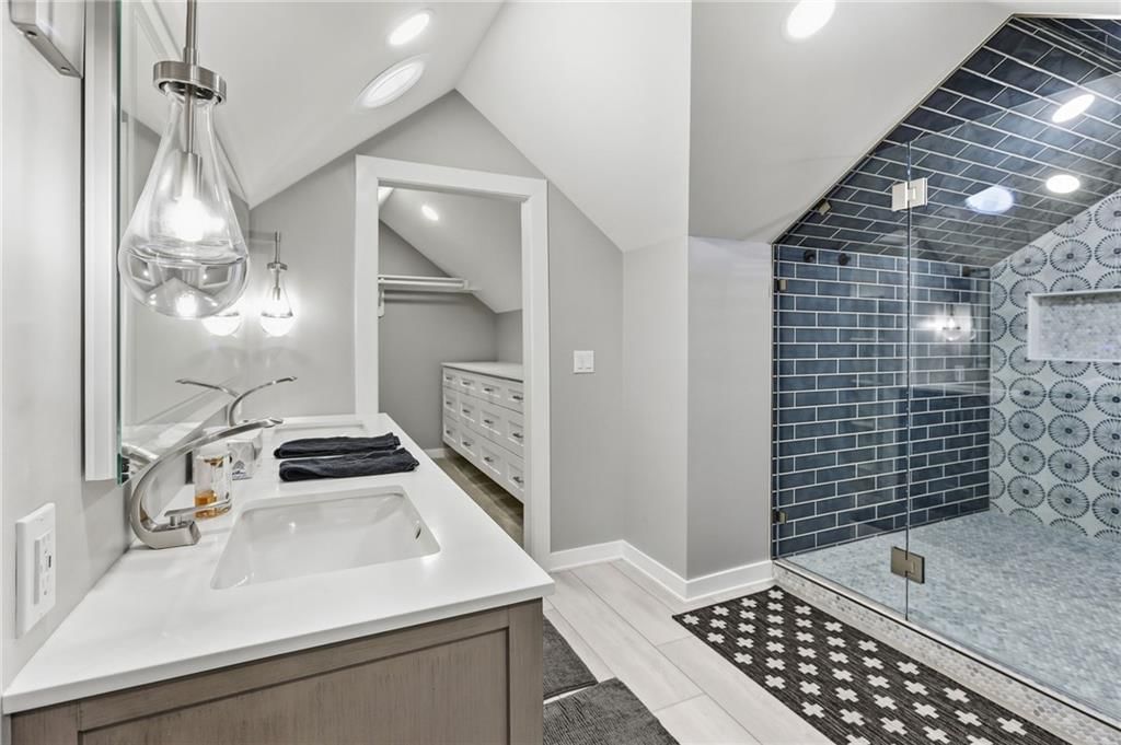 7209 W 54th Street — photo 32