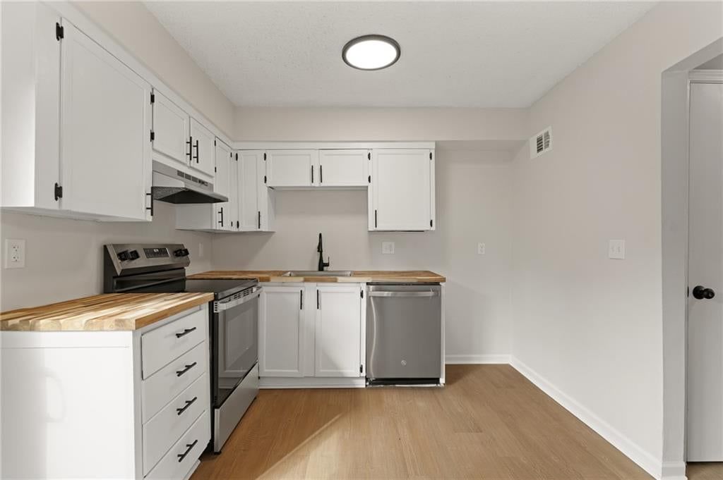9911 W 52nd Street — photo 7