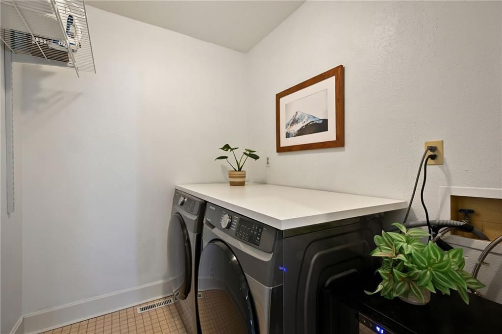 3341 Campbell Street — photo 26