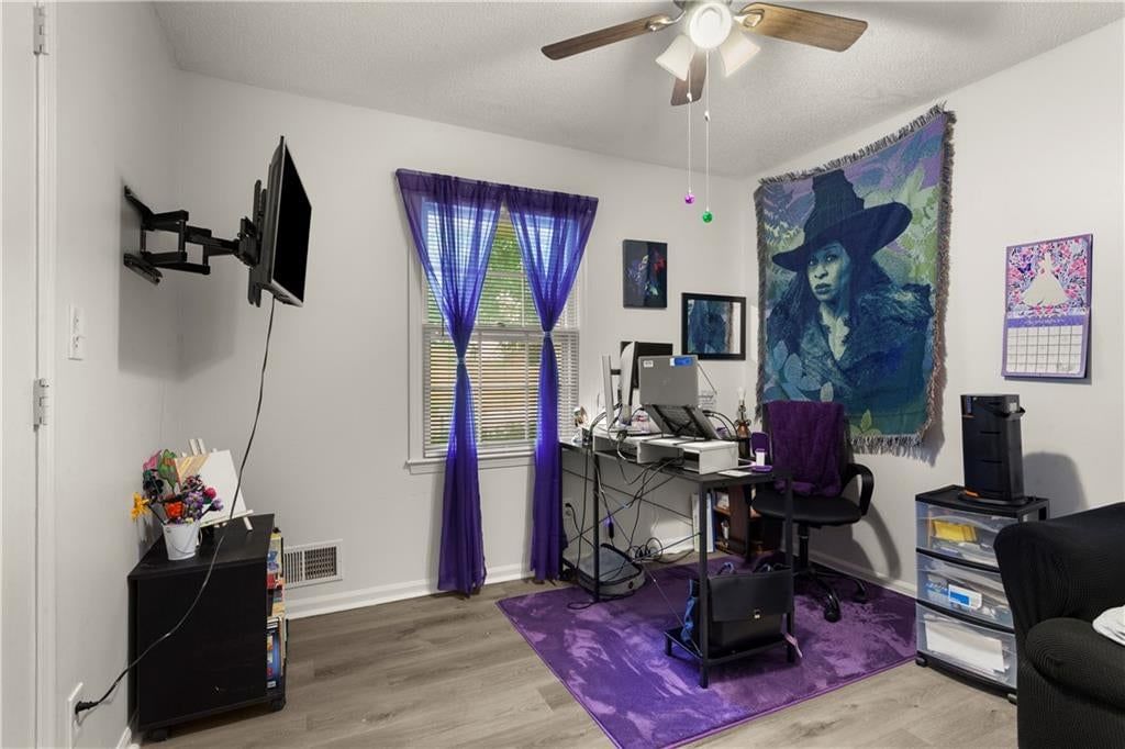 Photo 14 of 17 - 8435 E 56th Terrace, Kansas City, MO 64129