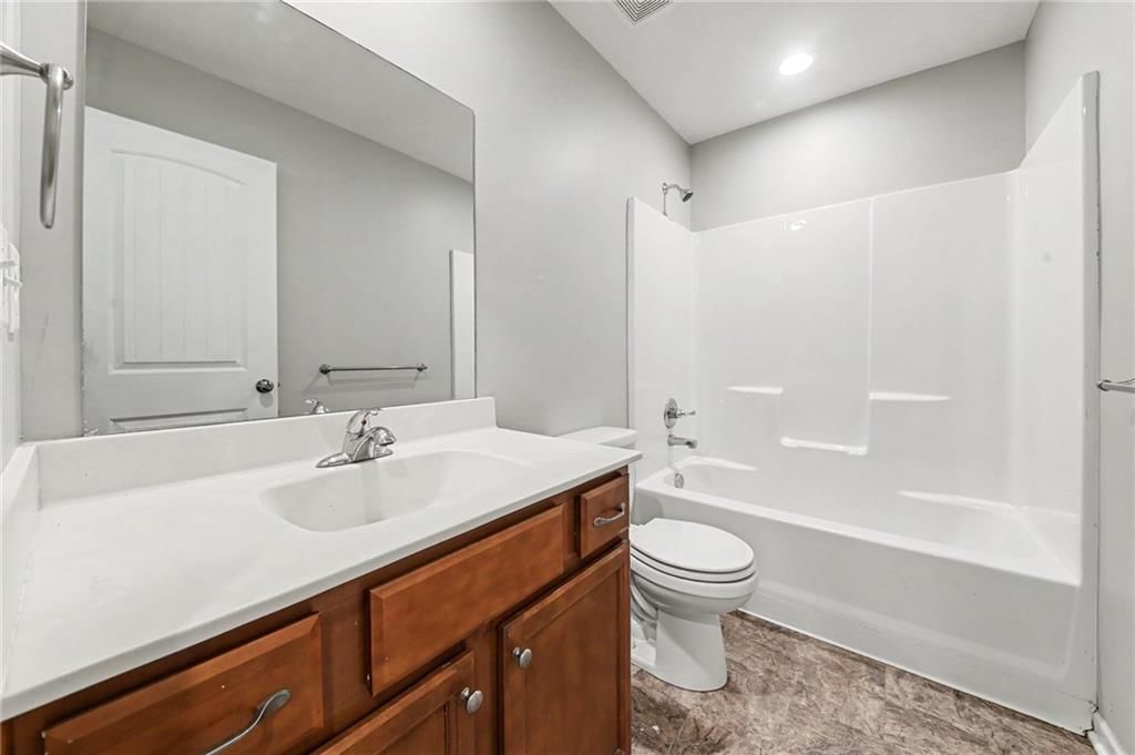 200 ELISSA Drive — photo 12