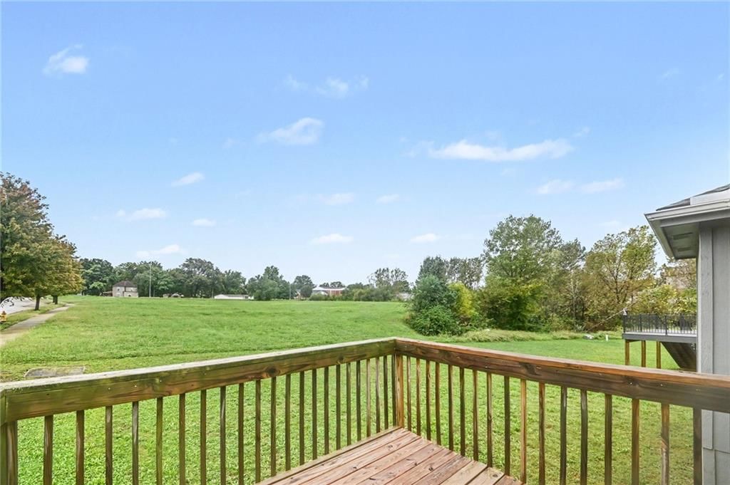 200 ELISSA Drive — photo 15