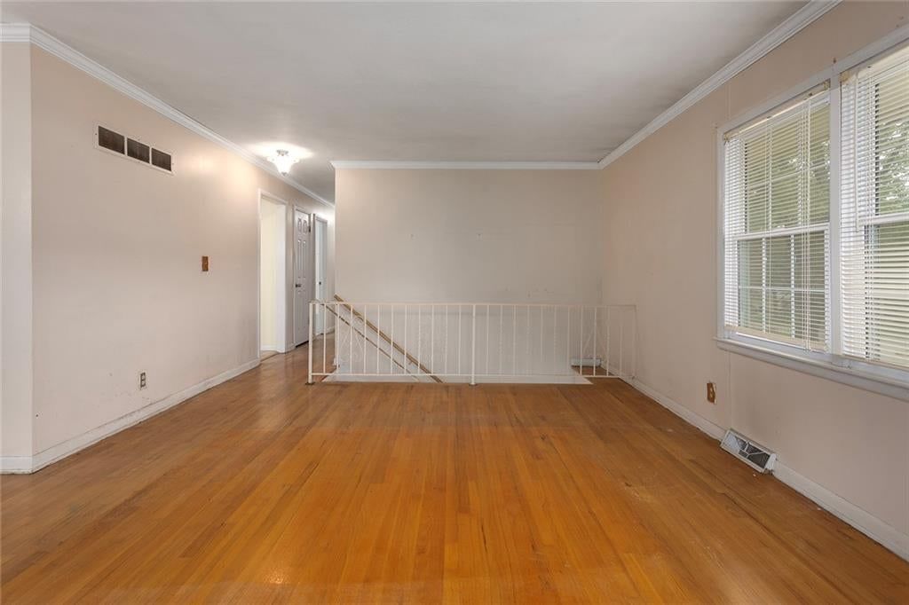 1701 Richmond Drive — photo 7