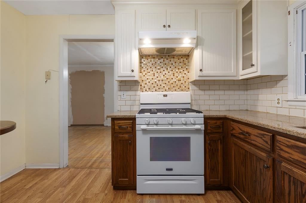 1701 Richmond Drive — photo 9