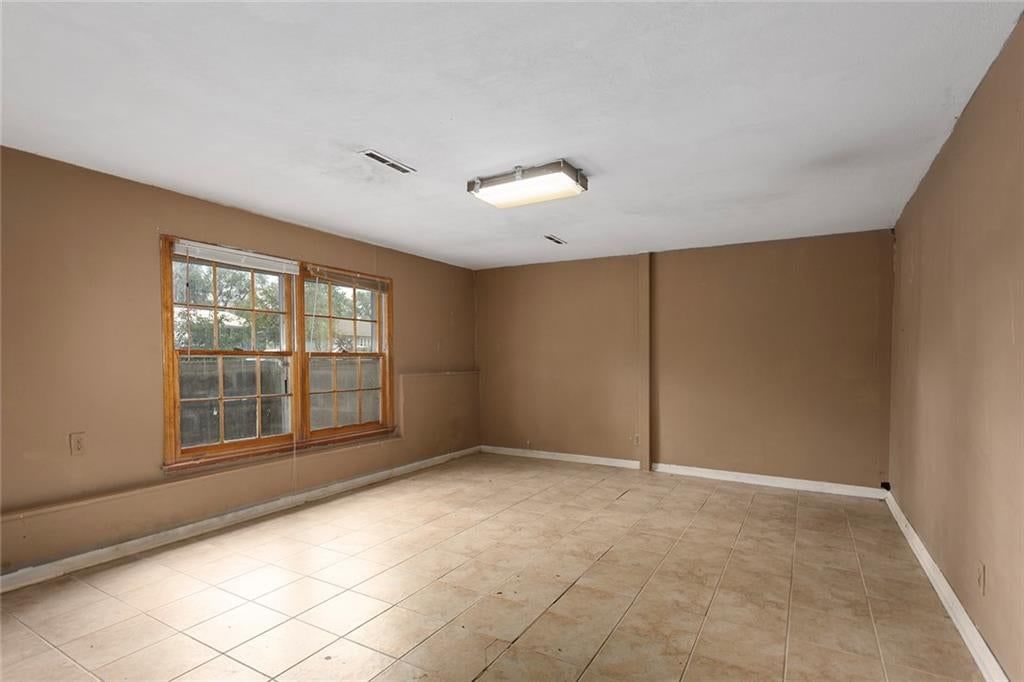 1701 Richmond Drive — photo 23