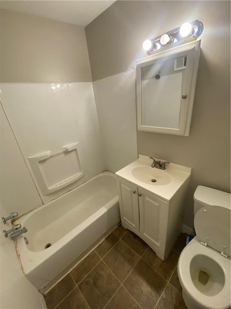 Photo 44 of 52 - 2603 NW Chipman Road, Lee's Summit, MO 64081