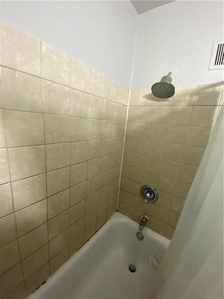 Photo 15 of 52 - 2603 NW Chipman Road, Lee's Summit, MO 64081