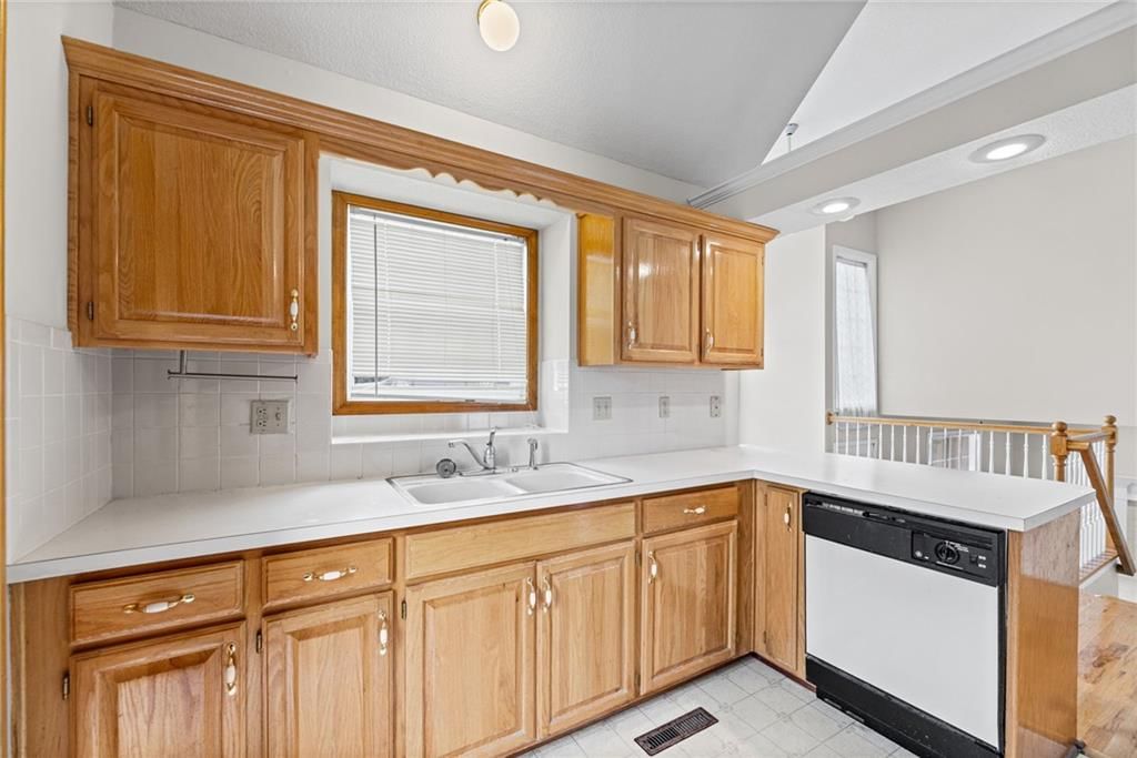 1405 NE Grand Avenue — photo 13