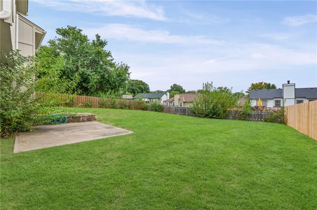 1405 NE Grand Avenue — photo 38