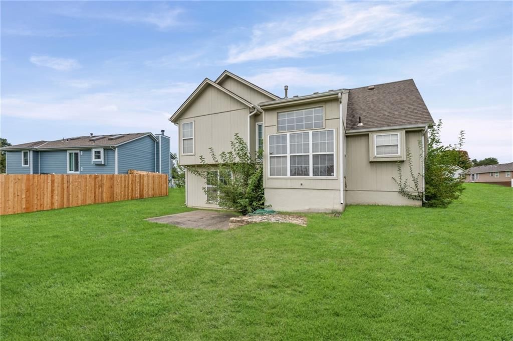 1405 NE Grand Avenue — photo 41