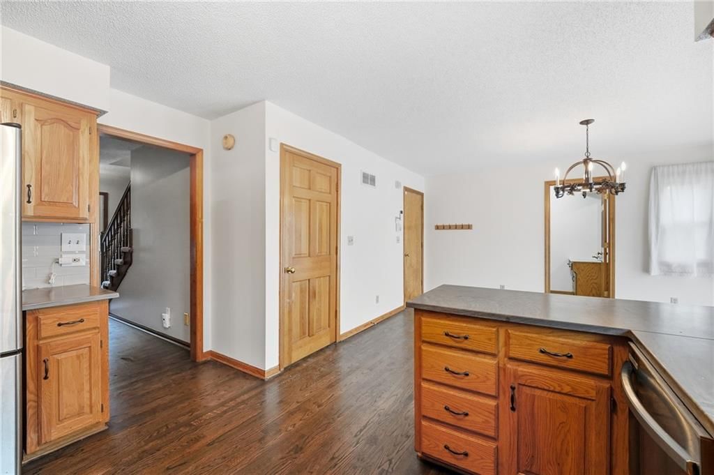 1404 Dartmouth Drive — photo 17