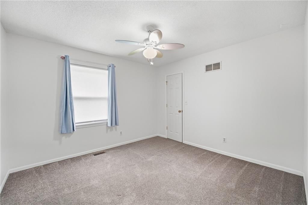 1404 Dartmouth Drive — photo 27