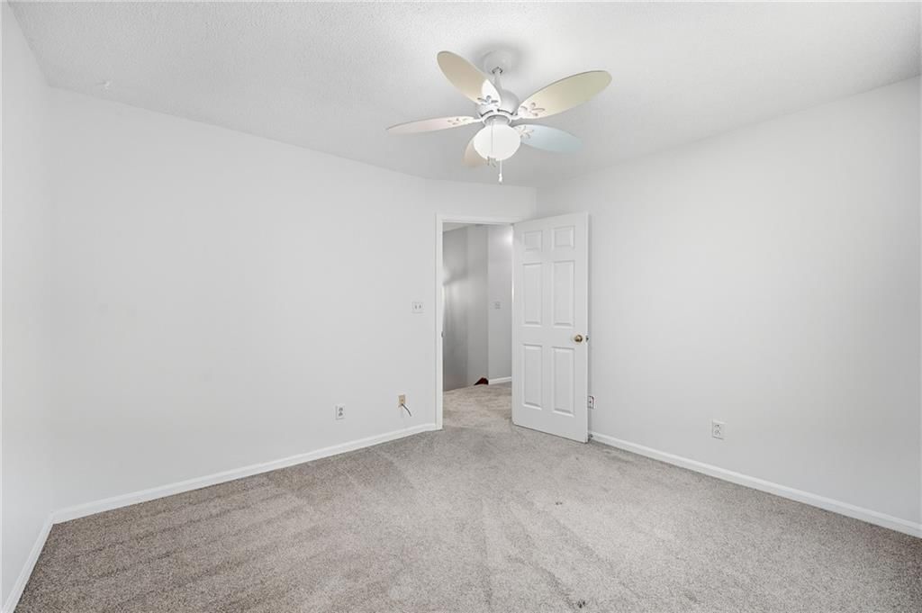 1404 Dartmouth Drive — photo 28