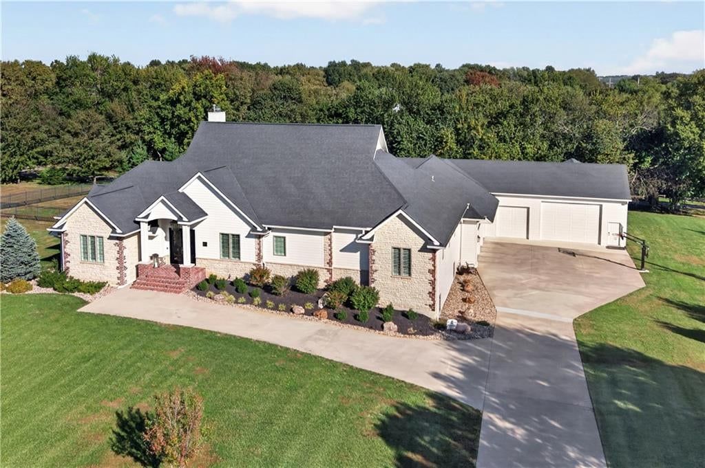 17877 Bond Avenue, Overland Park, KS