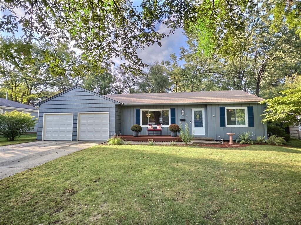 13200 logan Lane, Lenexa, KS