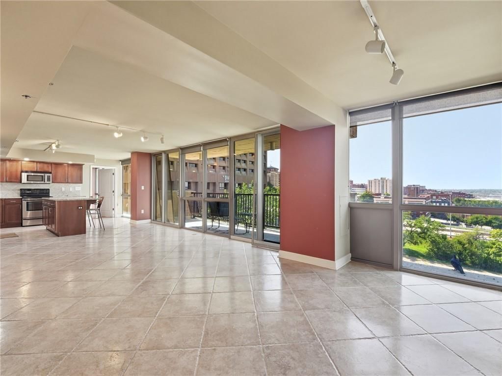 600 E Admiral Boulevard — photo 4