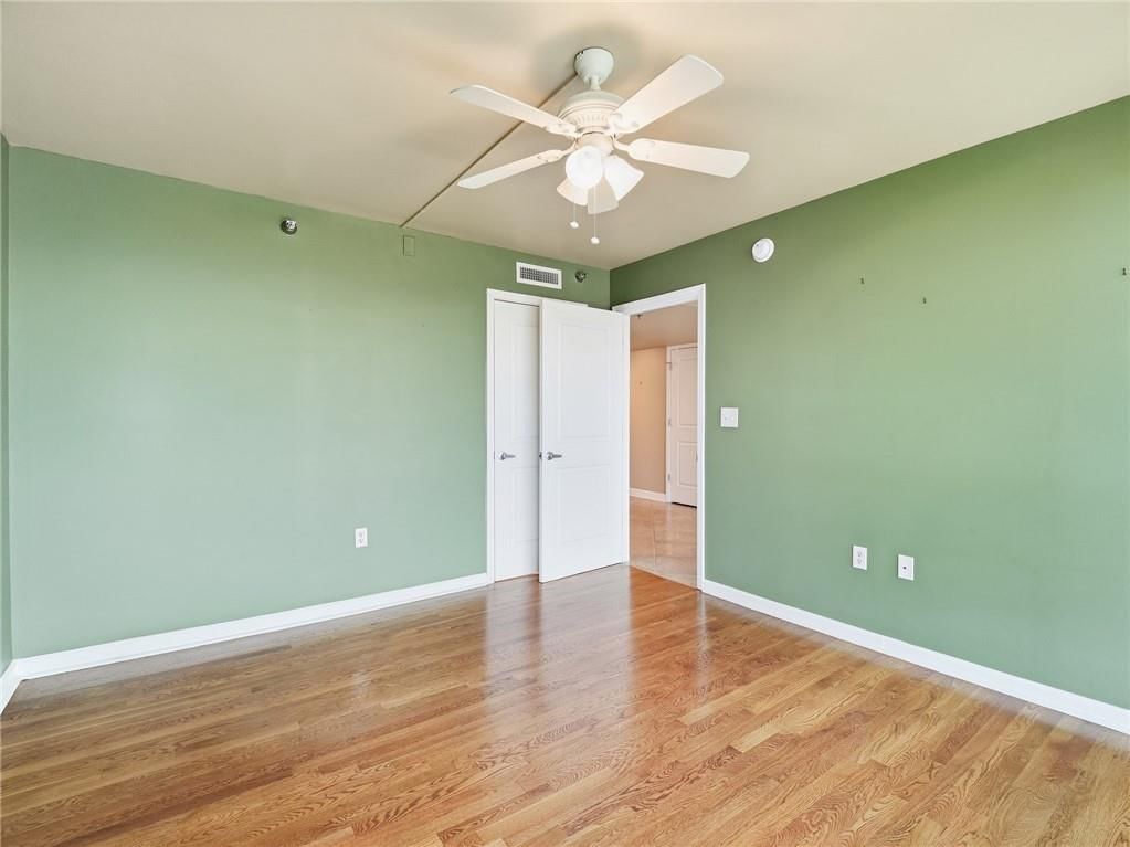 600 E Admiral Boulevard — photo 14