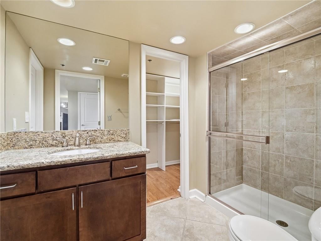 600 E Admiral Boulevard — photo 16