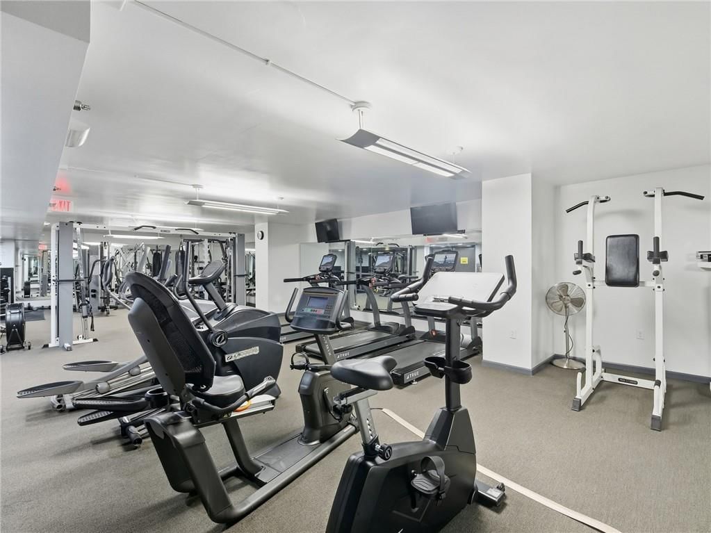 600 E Admiral Boulevard — photo 37