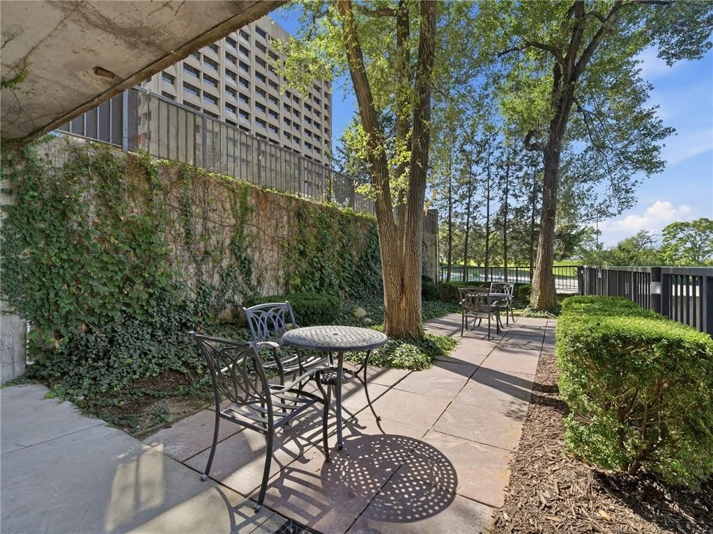 600 E Admiral Boulevard — photo 45