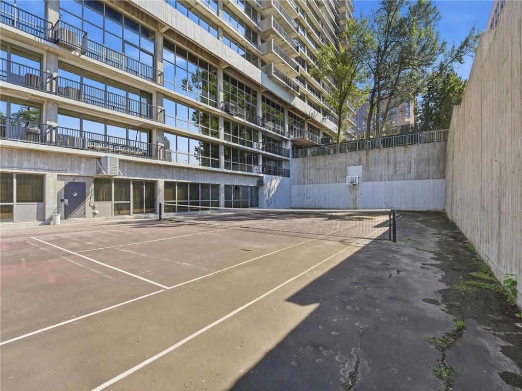 600 E Admiral Boulevard — photo 47