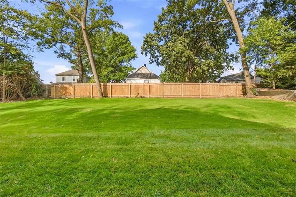 4126 Lloyd Street — photo 26