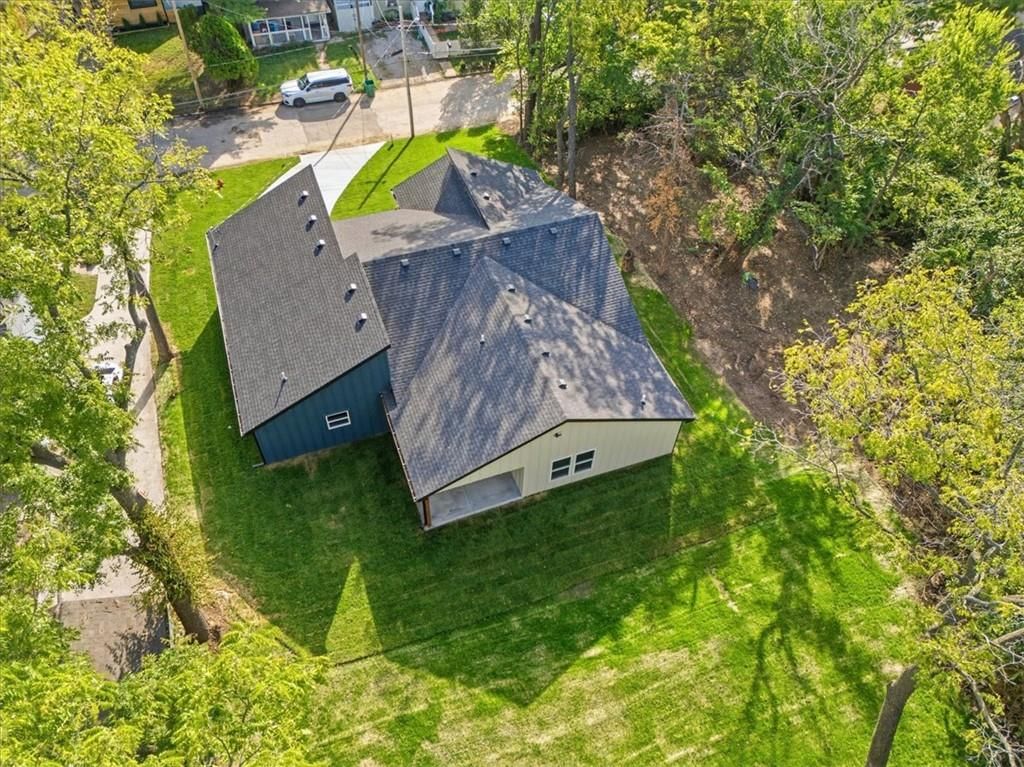 4126 Lloyd Street — photo 32
