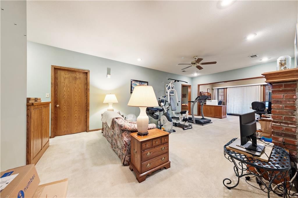 5253 W 121st Street — photo 15