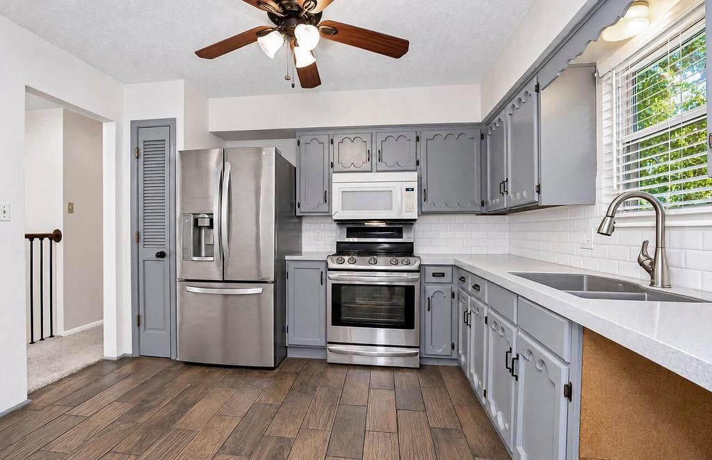Photo 10 of 28 - 20213 E 16th Street N, Independence, MO 64056