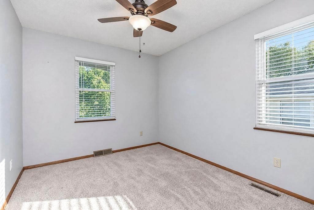Photo 18 of 28 - 20213 E 16th Street N, Independence, MO 64056