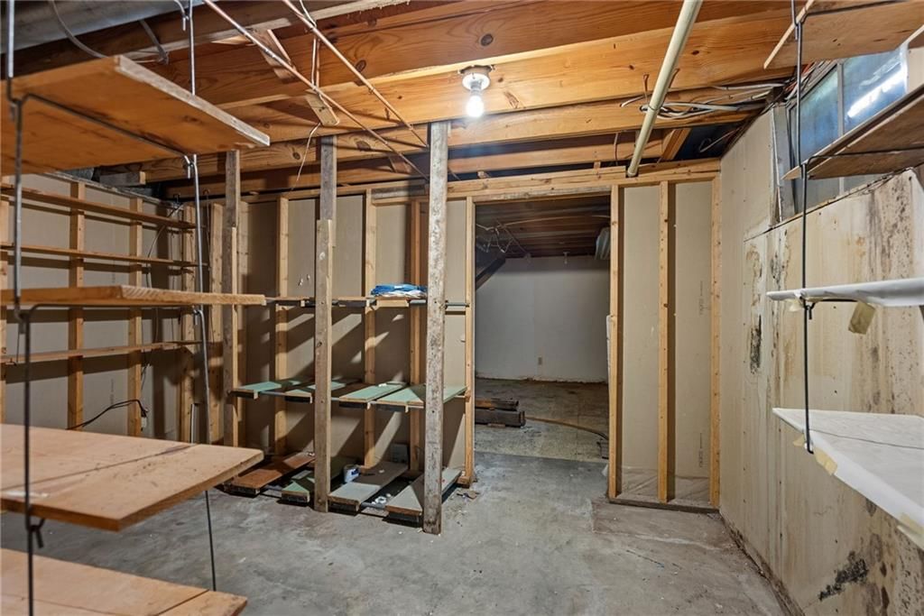 4724 Mullen Road — photo 34