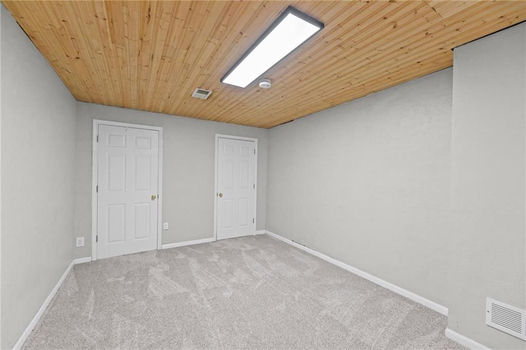 18390 Butternut Street — photo 18
