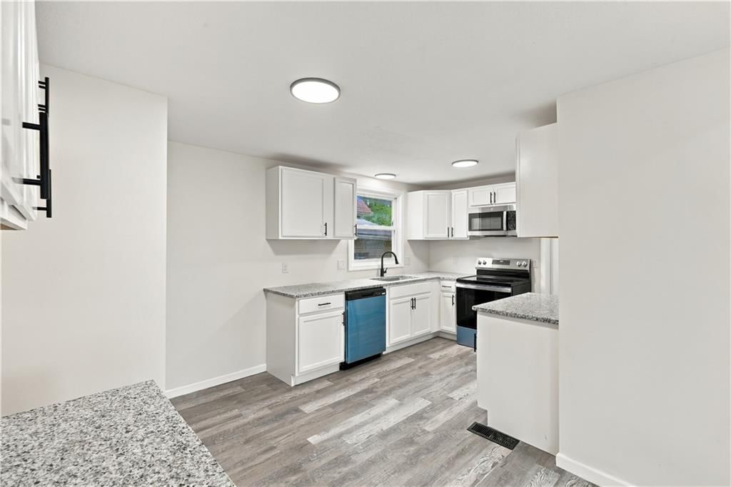 530 Park Avenue — photo 12