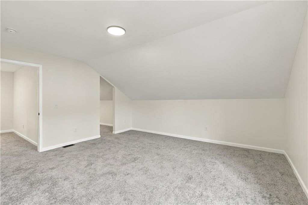 530 Park Avenue — photo 23