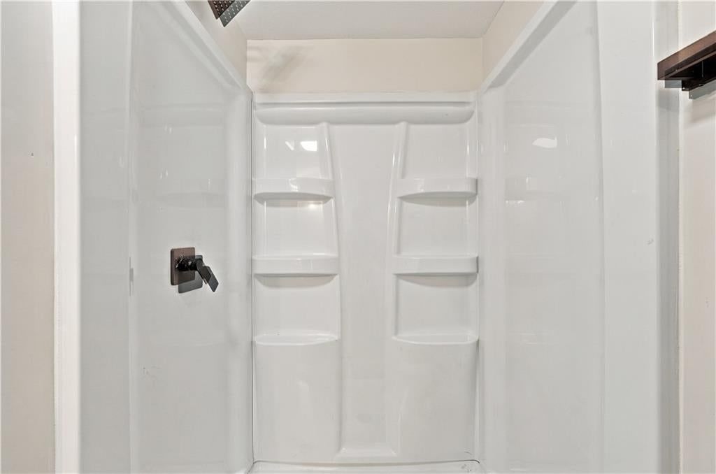 530 Park Avenue — photo 30
