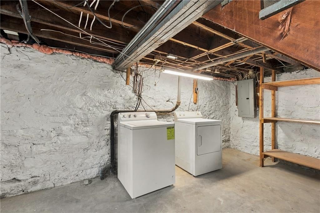 5817 Oak Street — photo 20