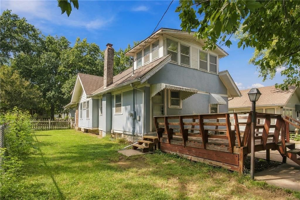5817 Oak Street — photo 23