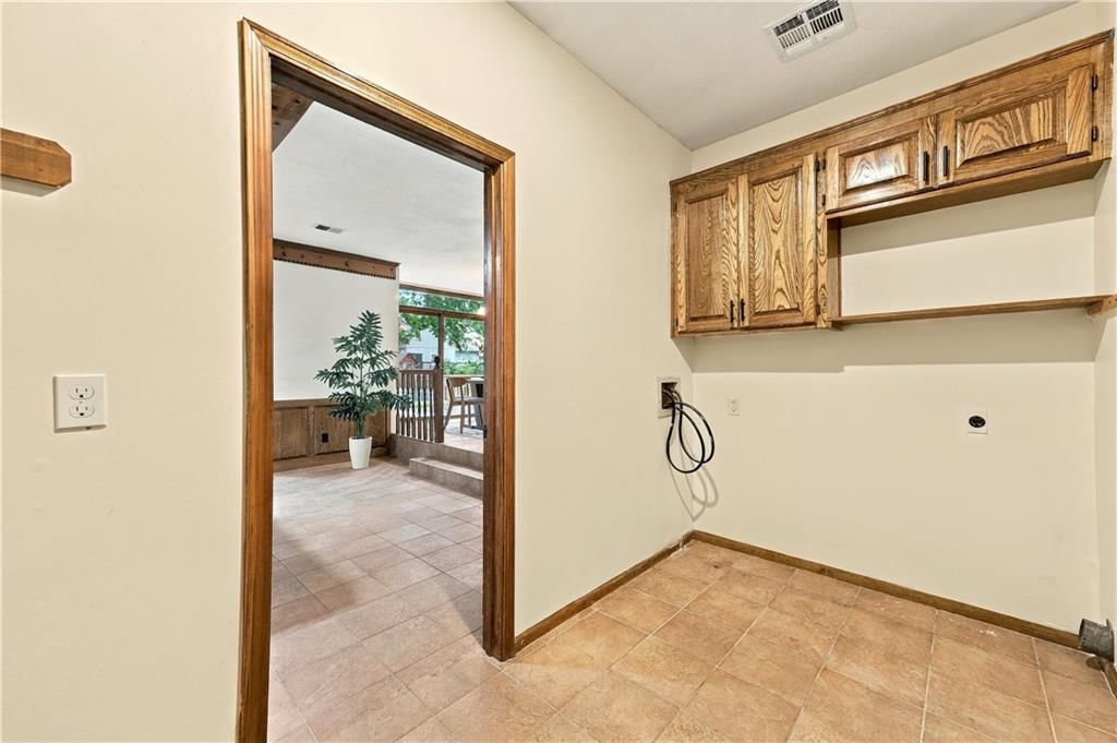 8408 Acuff Lane — photo 38