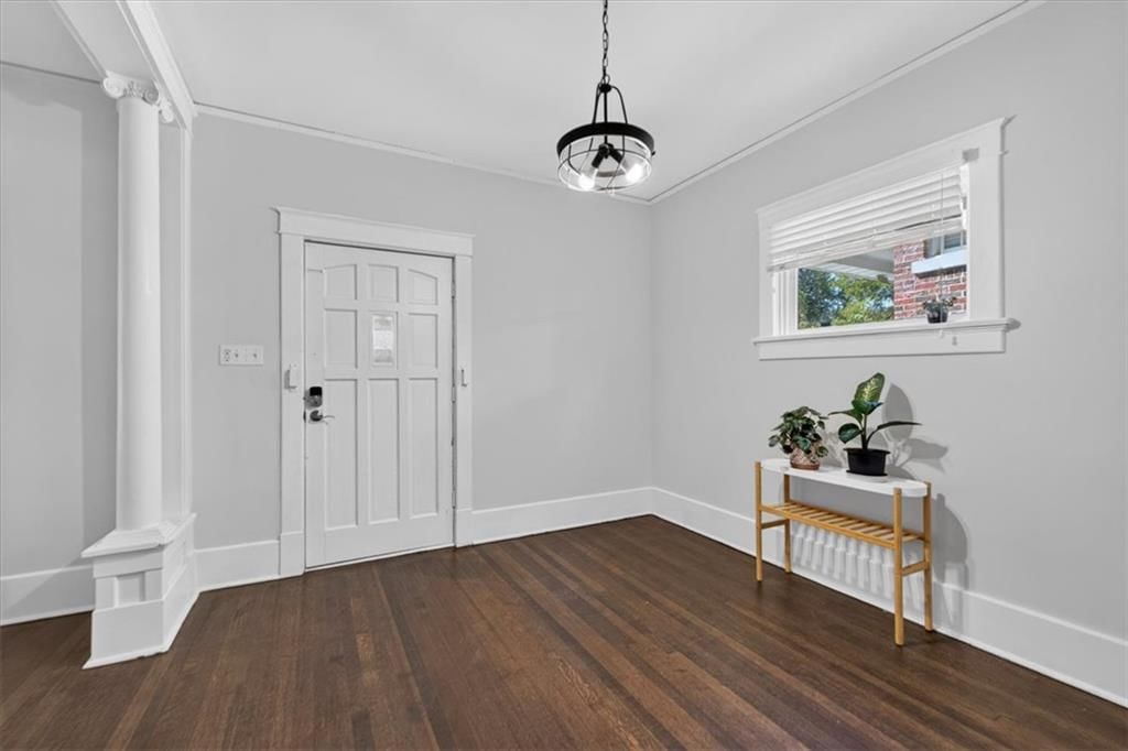 Photo 9 of 53 - 840 Barnett Avenue