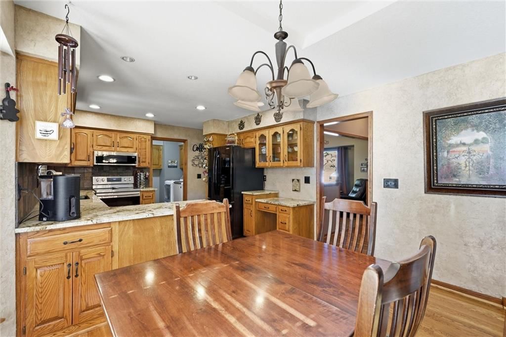 Breakfast nook at 14715 S Arapaho Drive, Olathe, KS 66062