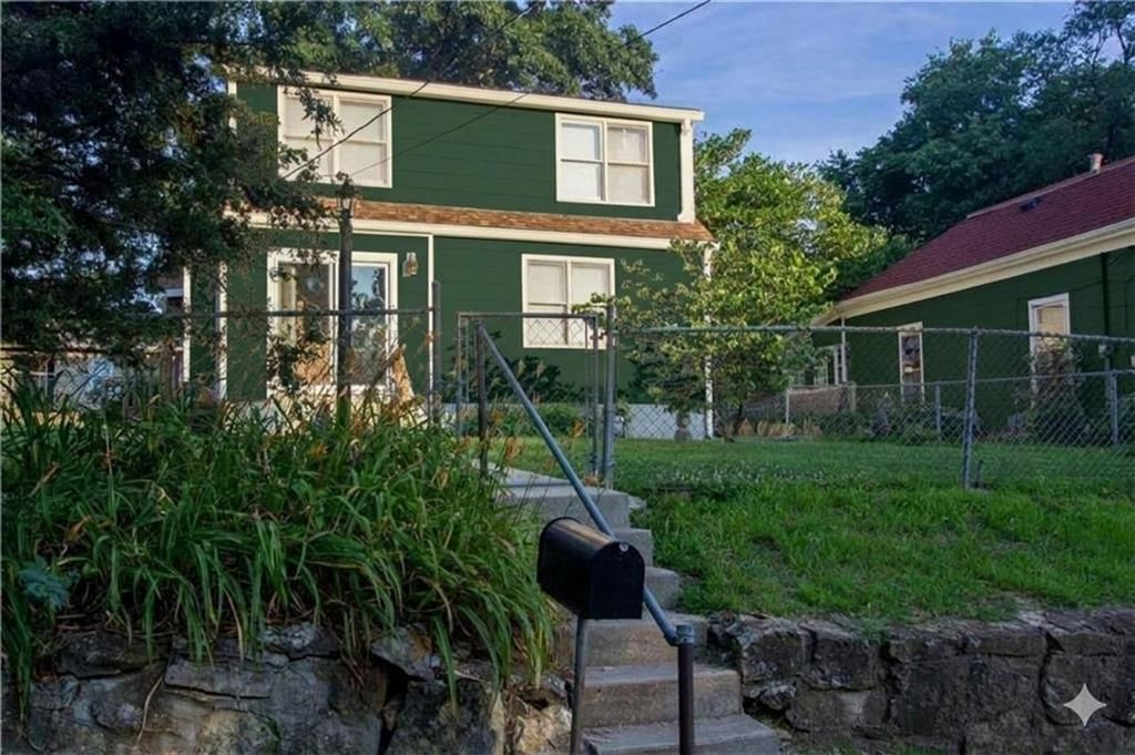 2734 S 8th Street — photo 24