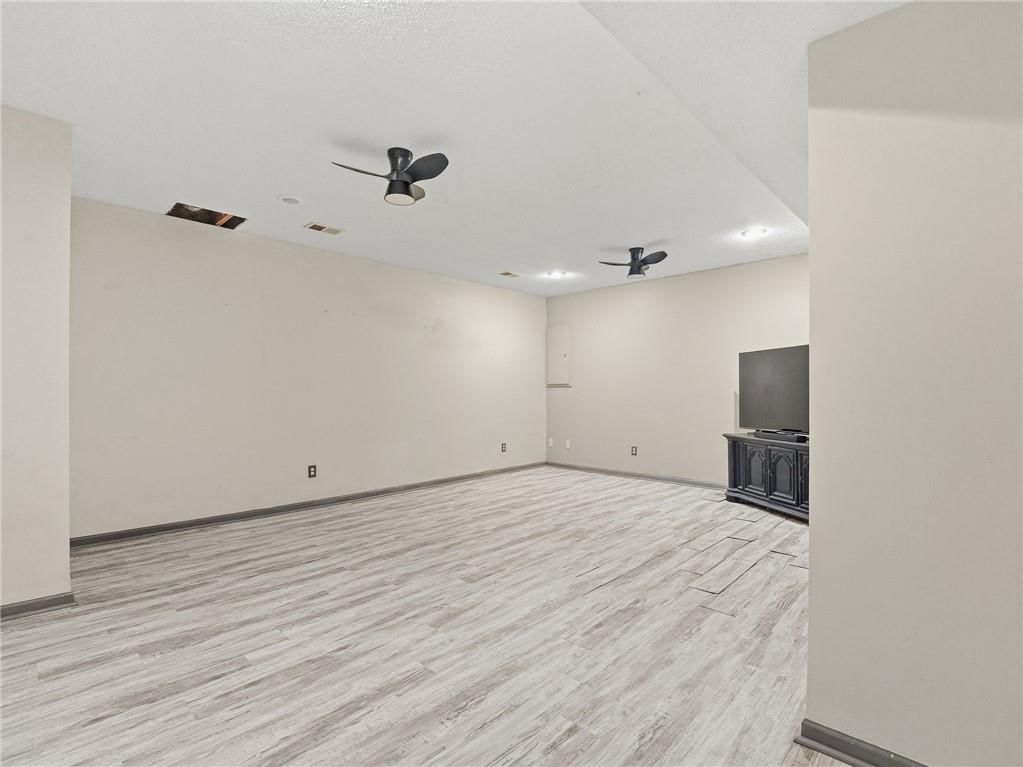 1307 SW Granite Creek Drive — photo 34