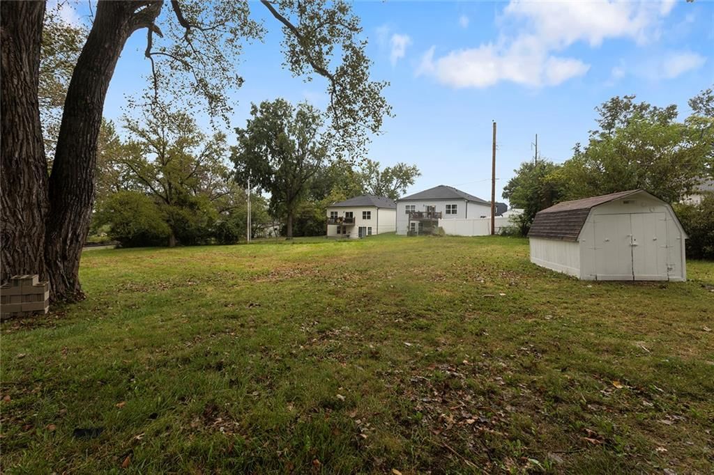 4723 E 138th Terrace — photo 37