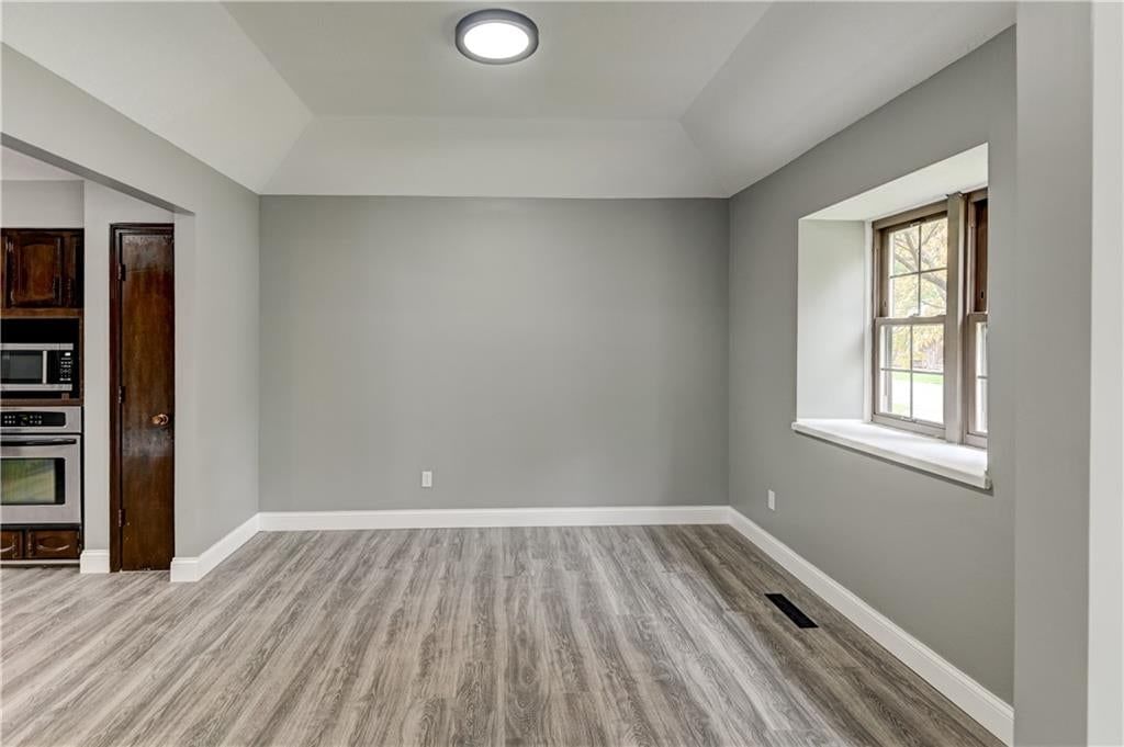 7608 NW 69th Street — photo 11