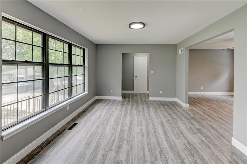 7608 NW 69th Street — photo 12