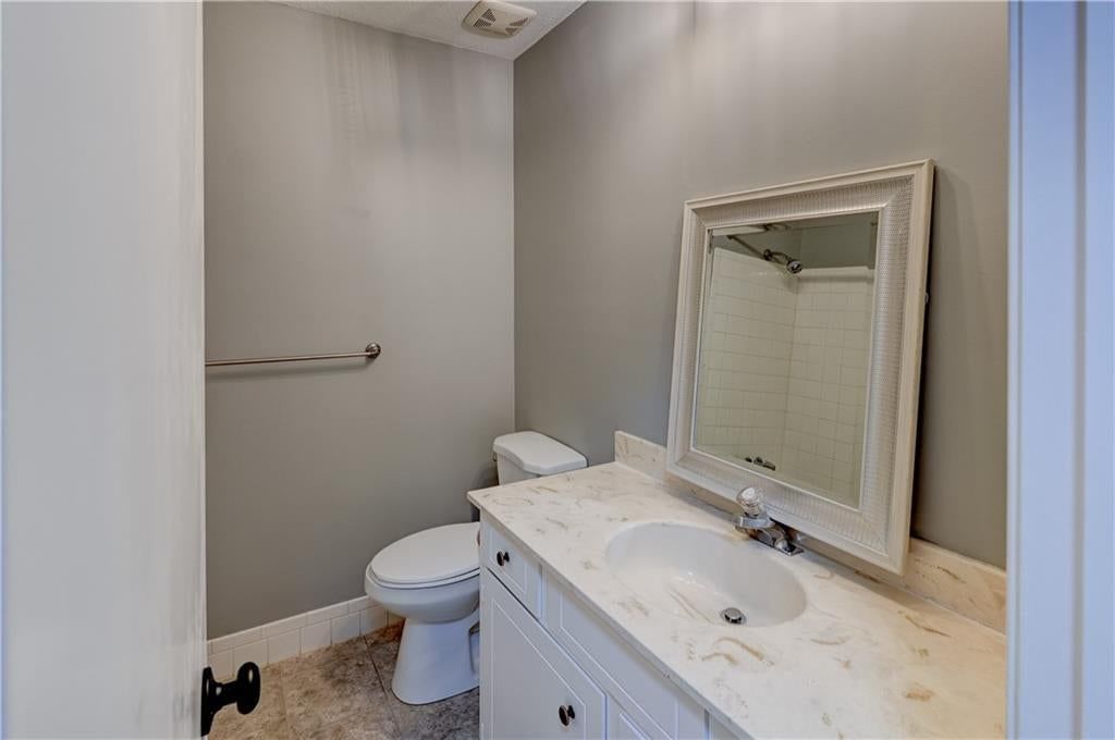 7608 NW 69th Street — photo 25