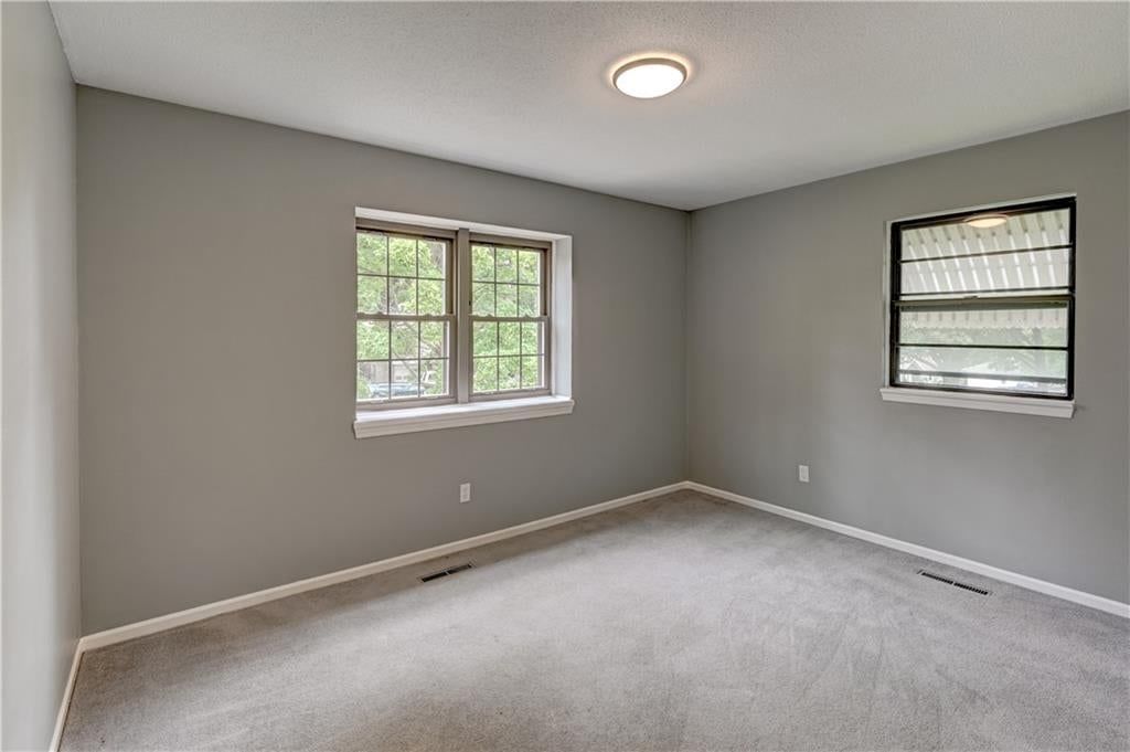 7608 NW 69th Street — photo 32