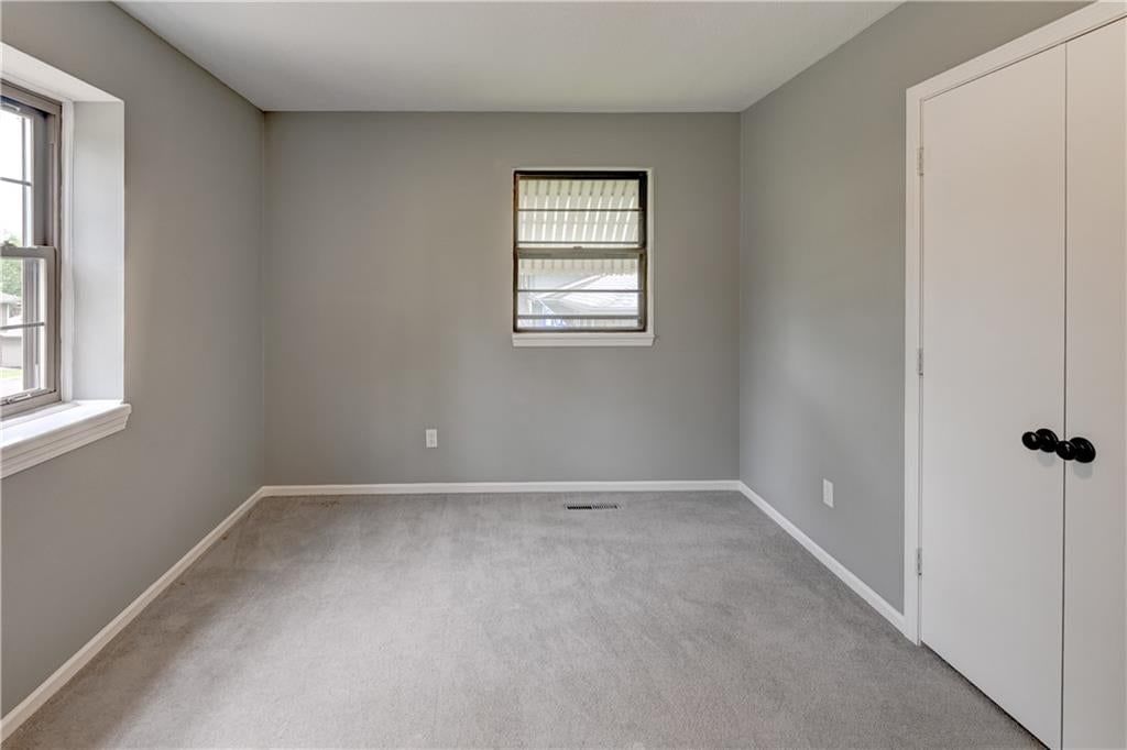7608 NW 69th Street — photo 33