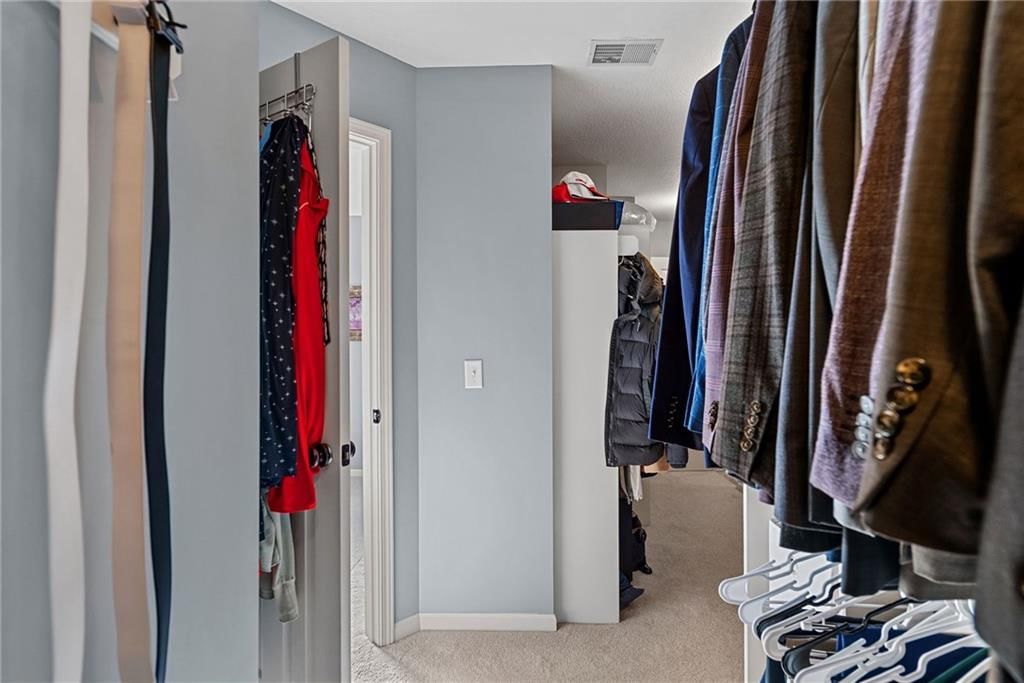 Photo 24 of 45 - 8614 Houston Street, Lenexa, KS 66227